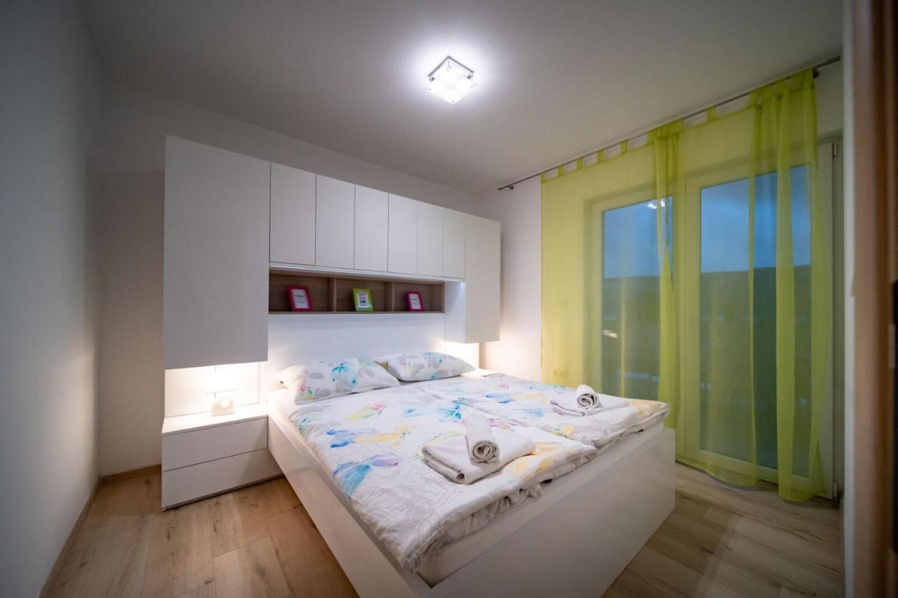 Apartments Arbis Lopar Exterior foto