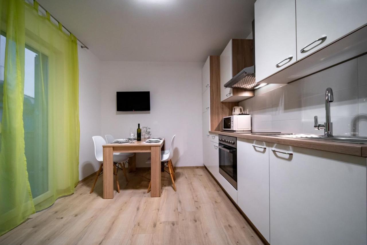 Apartments Arbis Lopar Exterior foto