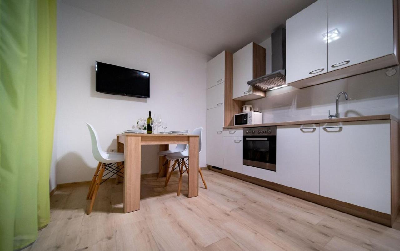 Apartments Arbis Lopar Exterior foto